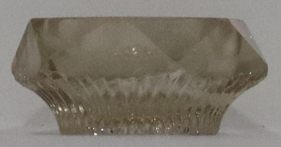 Side view of Salt Dish