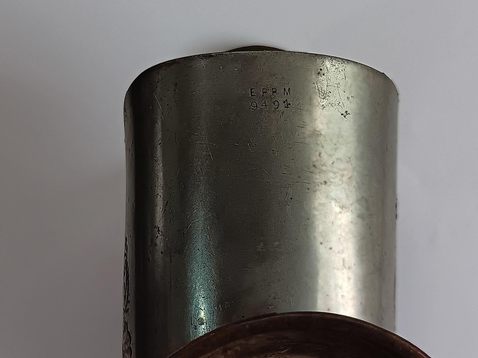 Base of Sugar Scuttle