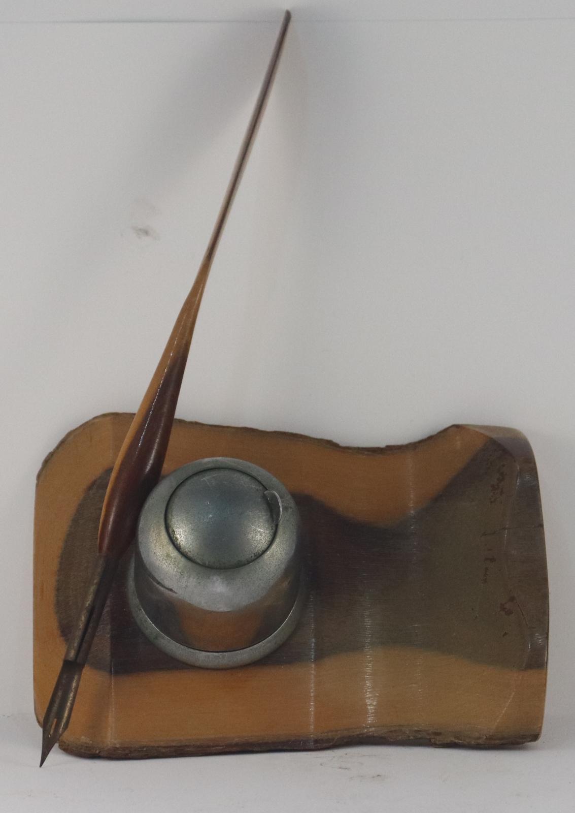 Ink Desk Stand and Ink Writing Pen