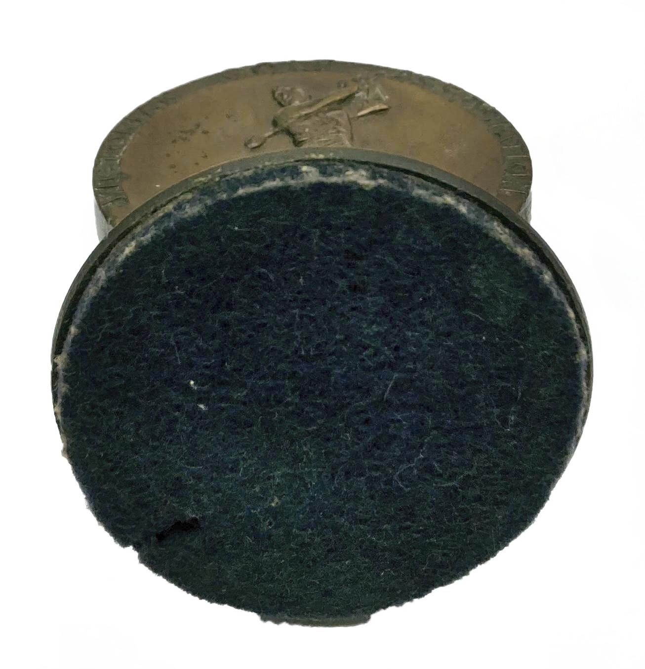 Victorian Golf Association War Medallion from below showing felt