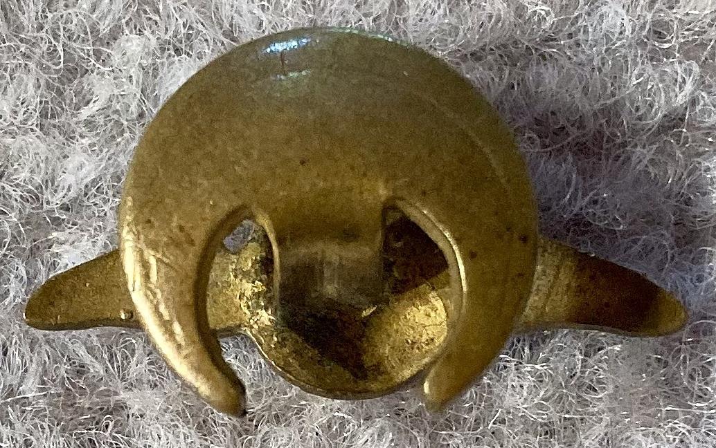 Hawker Siddeley Aircraft Company Ltd. War Worker's lapel pin - view from below