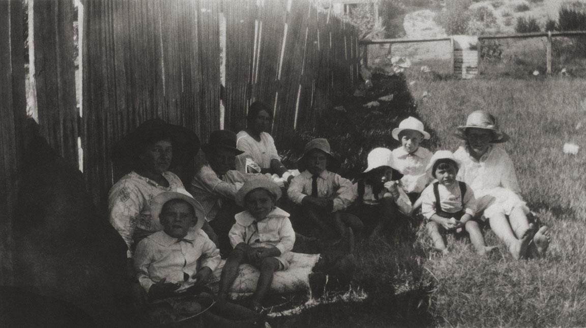 Shaw Family At The Bay Road Reserve