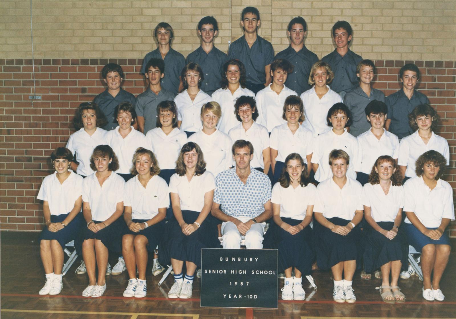 BSHS Year 10D Class Photograph 1987