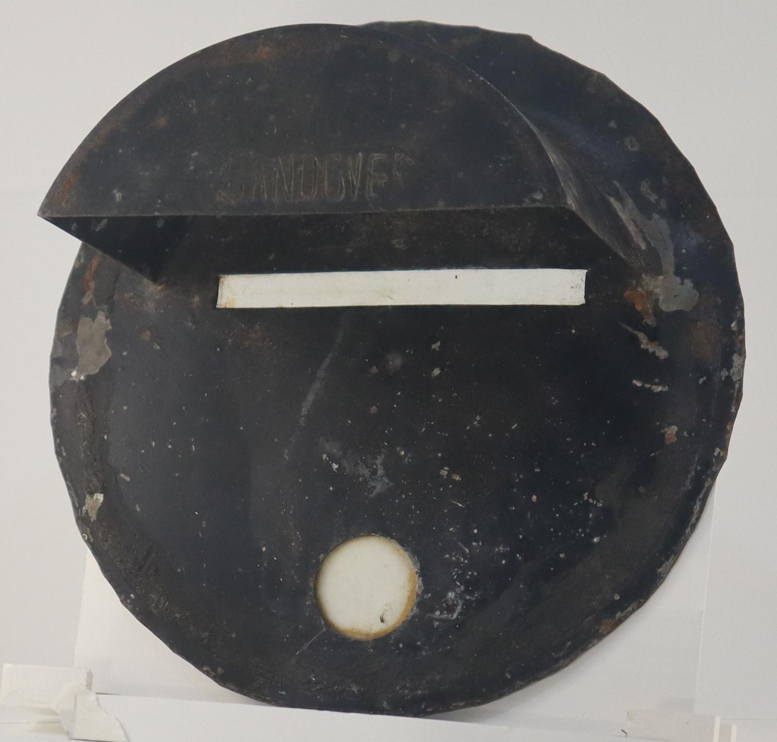 Side view of Headlight Cover