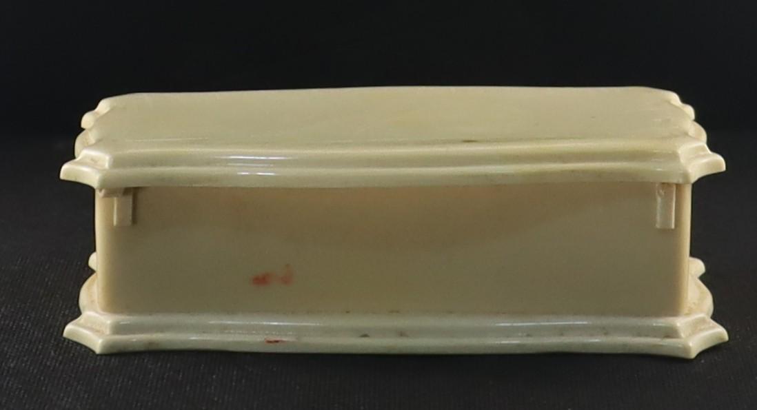 Front view of Jewellery Box