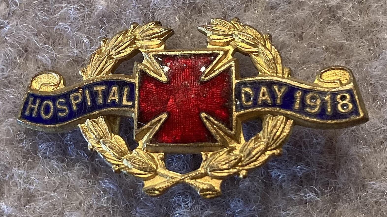 'Hospital Day 1918' metal and enamel fundraising brooch 