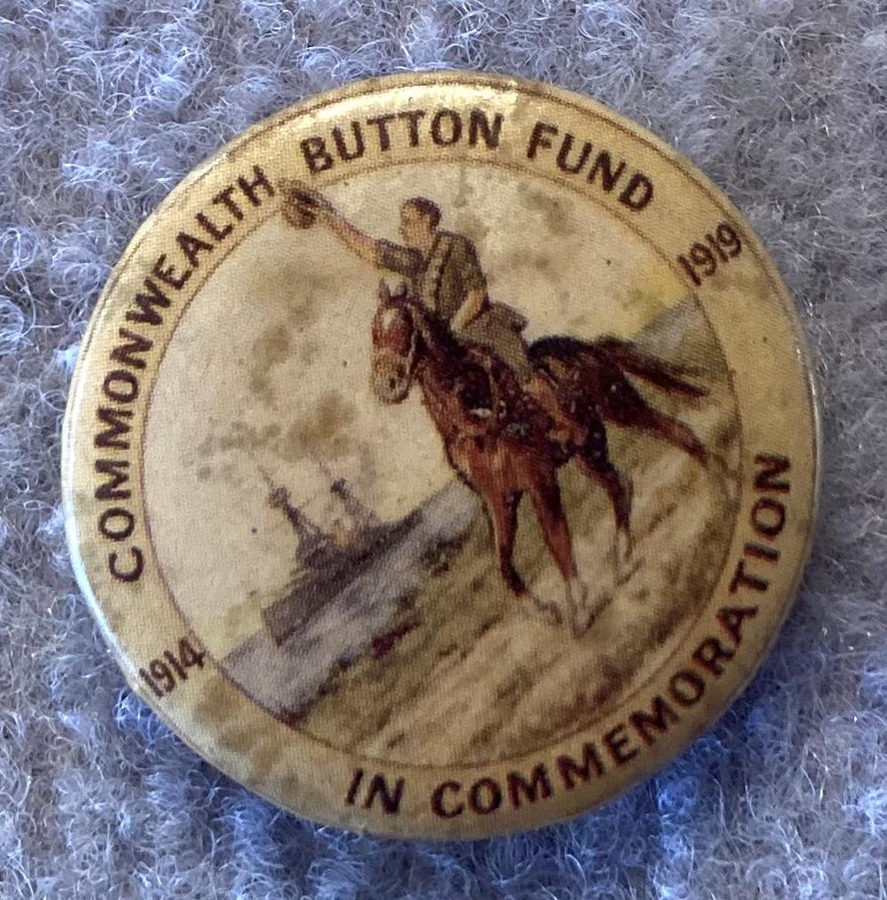 Oblique view of Reverse of 'In Commemoration' fundraising button 1919 - large size