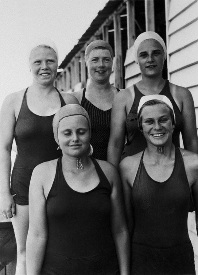 Women's Royal Life Saving Team