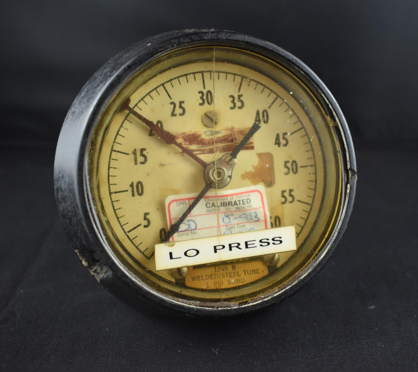 HMAS Perth II 'Lo Press' Gauge