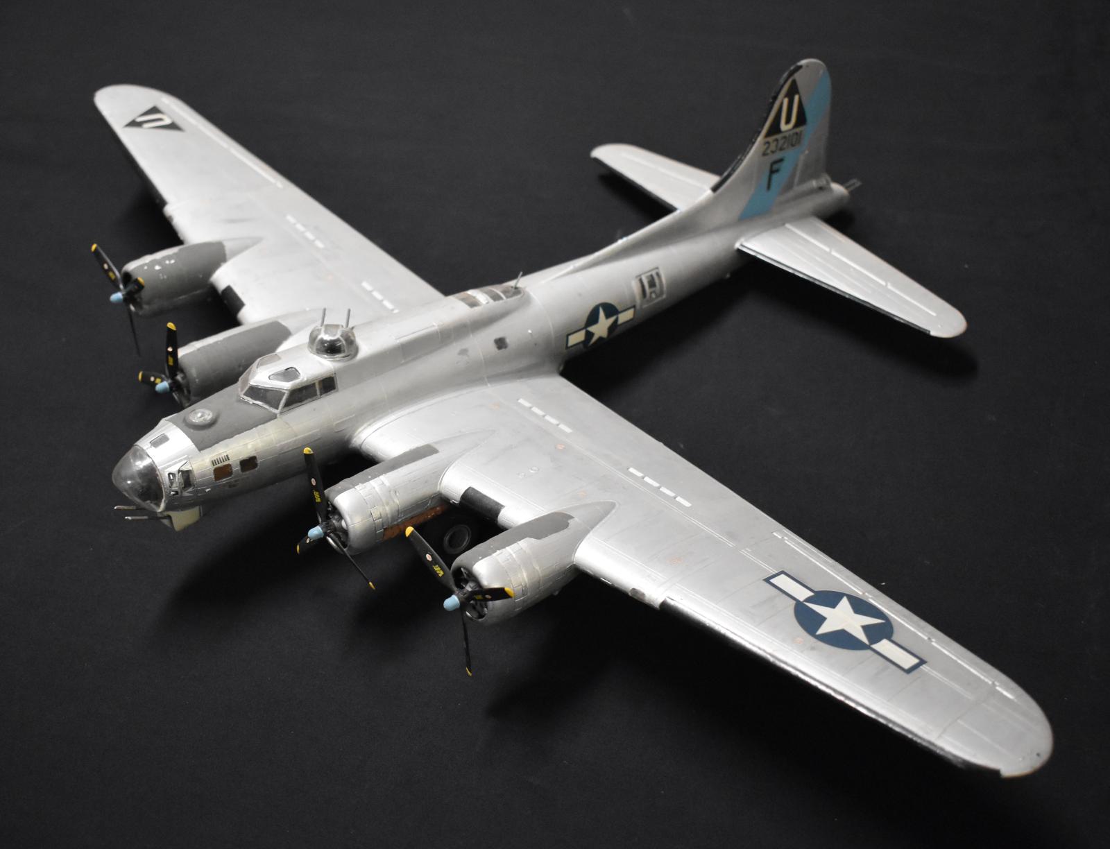 Consolidated B-24J Liberator Bomber Model