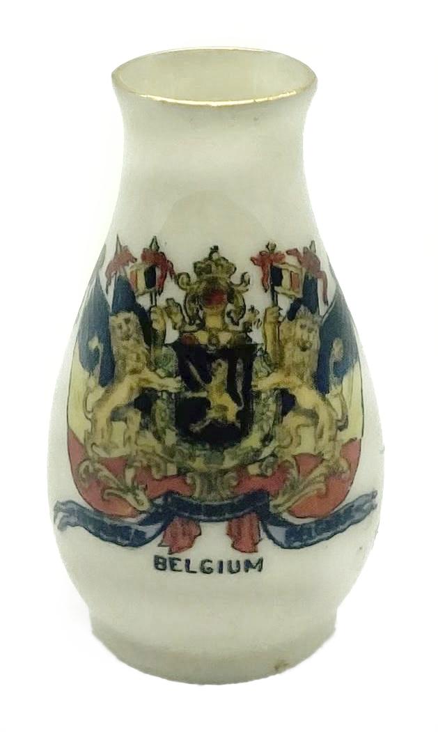 Arcadian China crested ware ornament - Belgium - front view