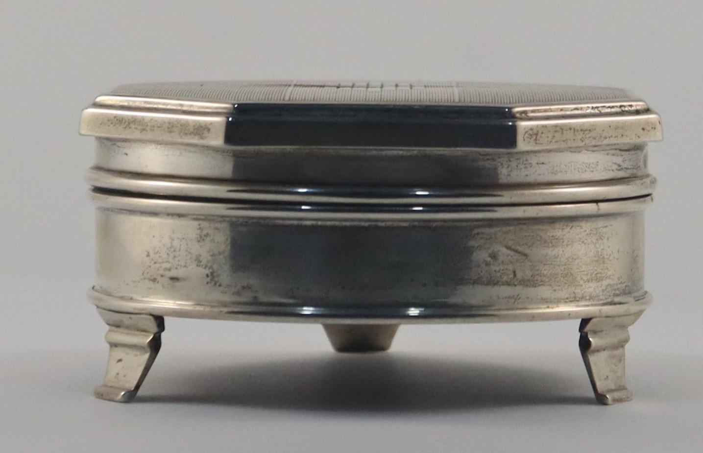 Front view of Jewellery Box