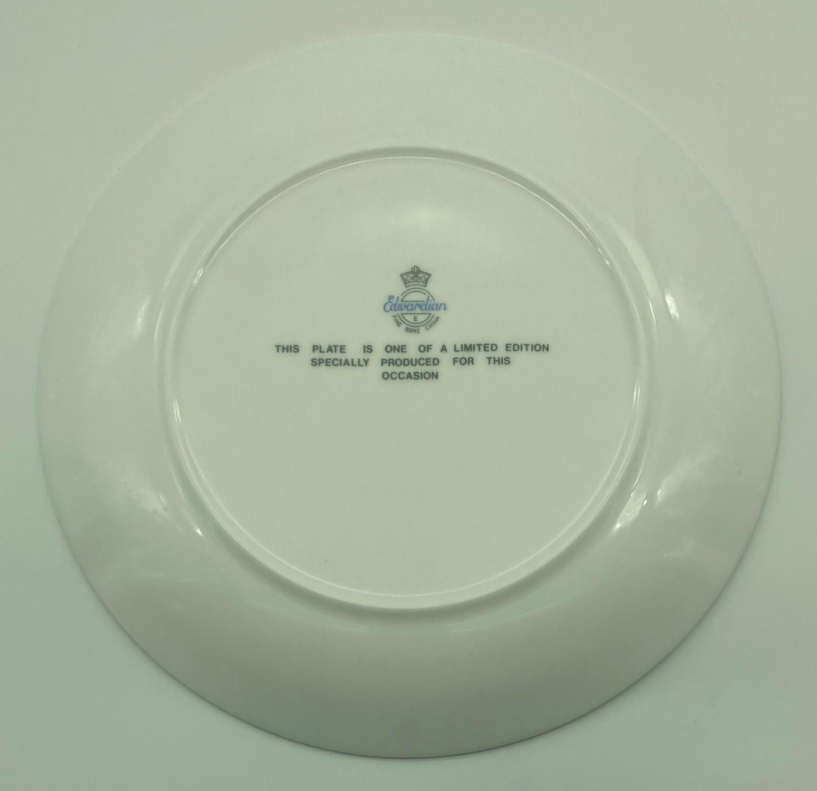 Parachute Regiment Commemorative Plate 1991 - reverse