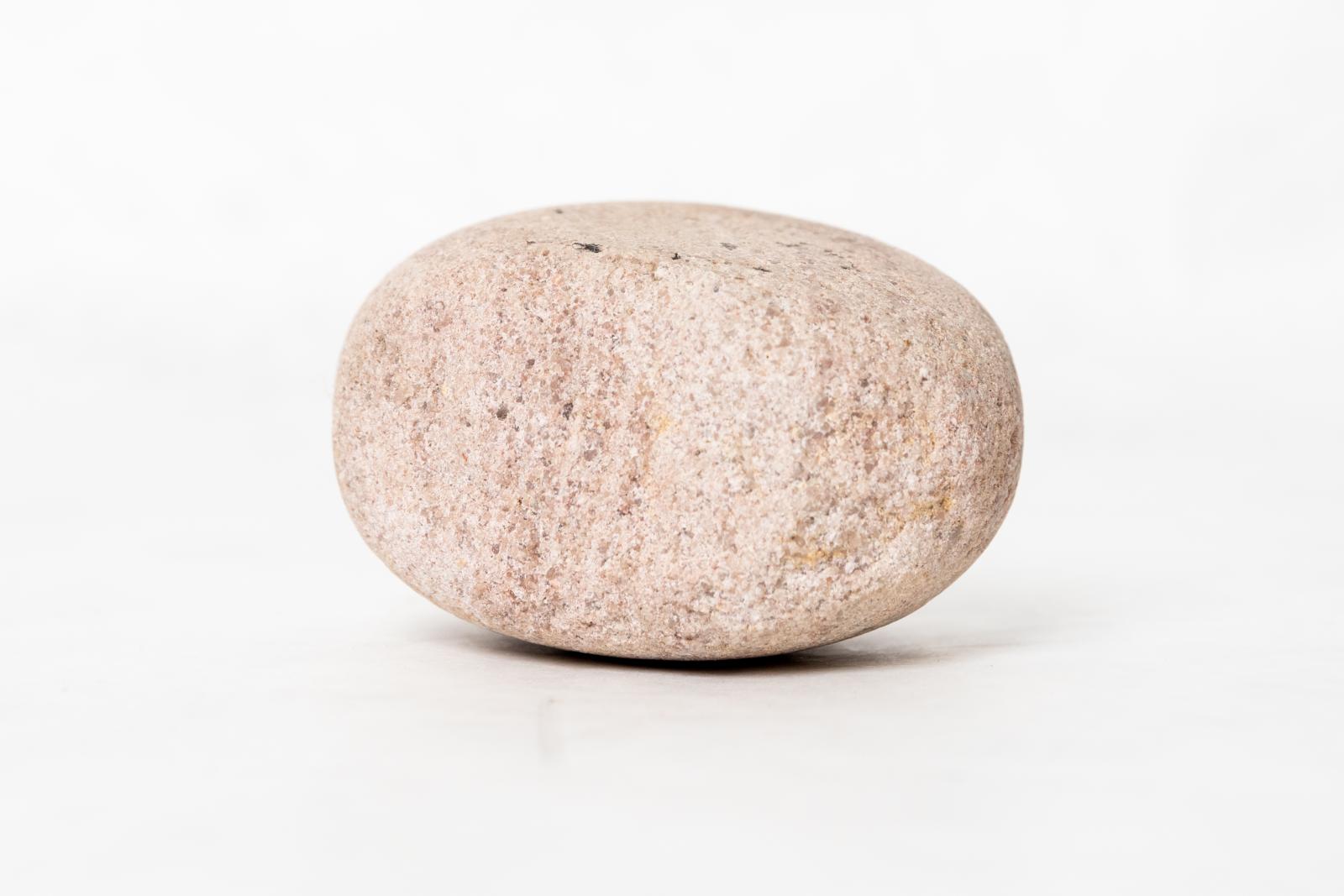 Muller/Grindstone, pink, beige colour.