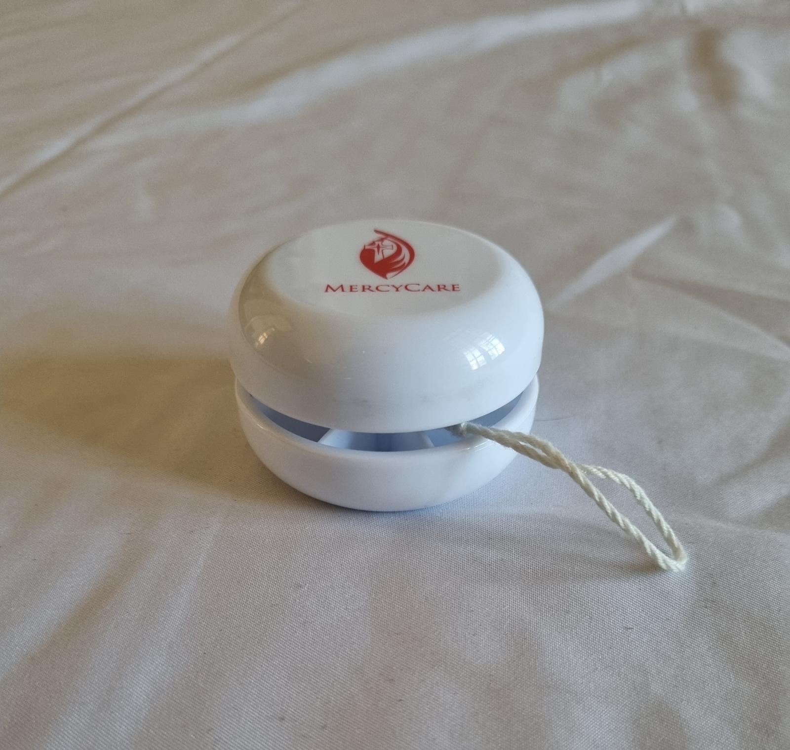 26-251.2 Yoyo with MercyCare Old Logo photo with background front-view.