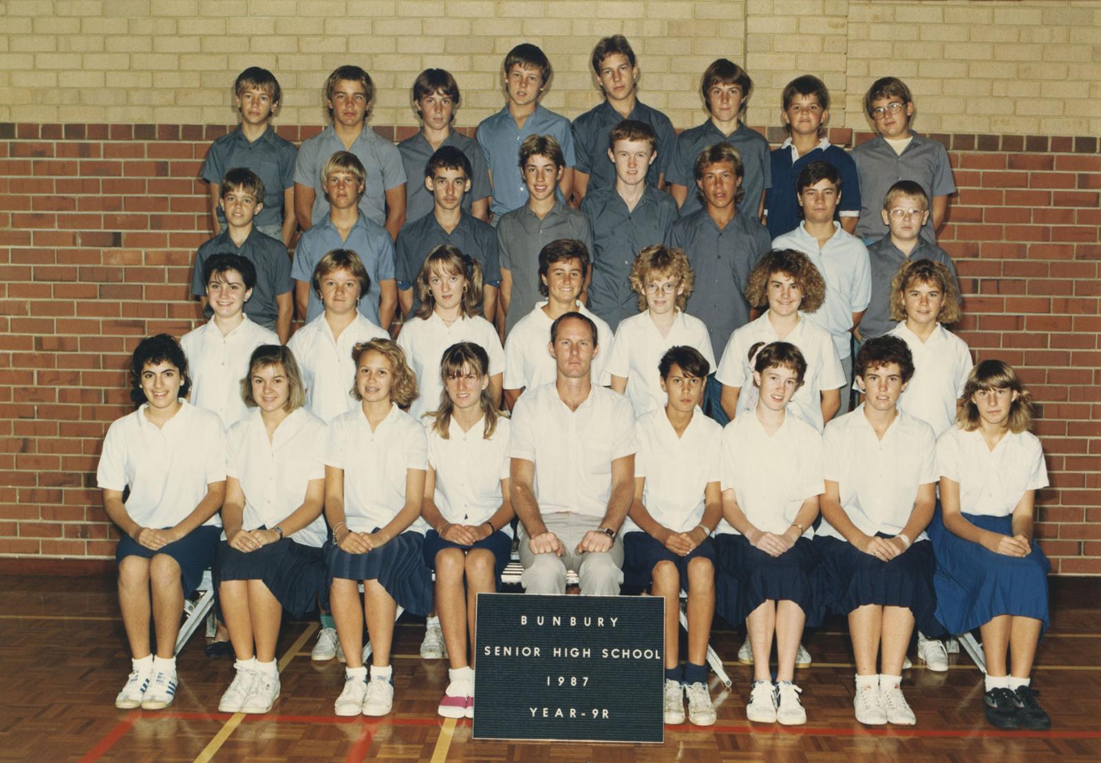 BSHS Class Photograph - Year 9R 1987