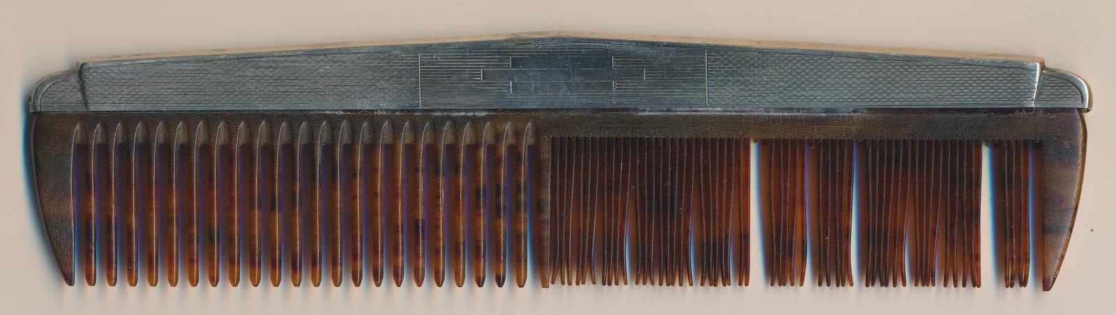Front of Comb