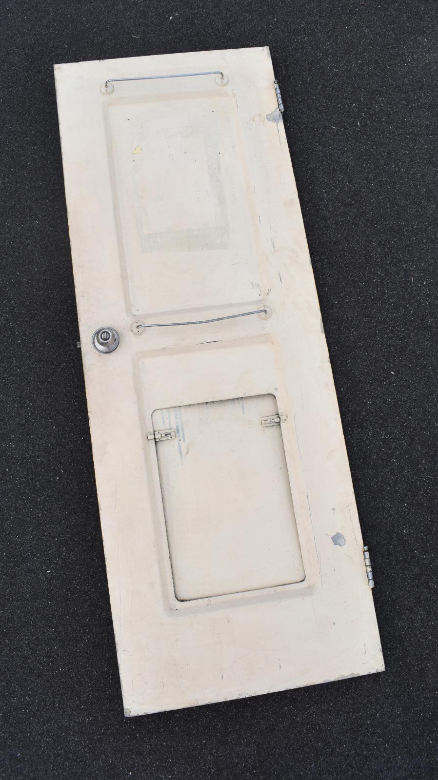 HMAS Perth II 'Hilton' Grey Door Back