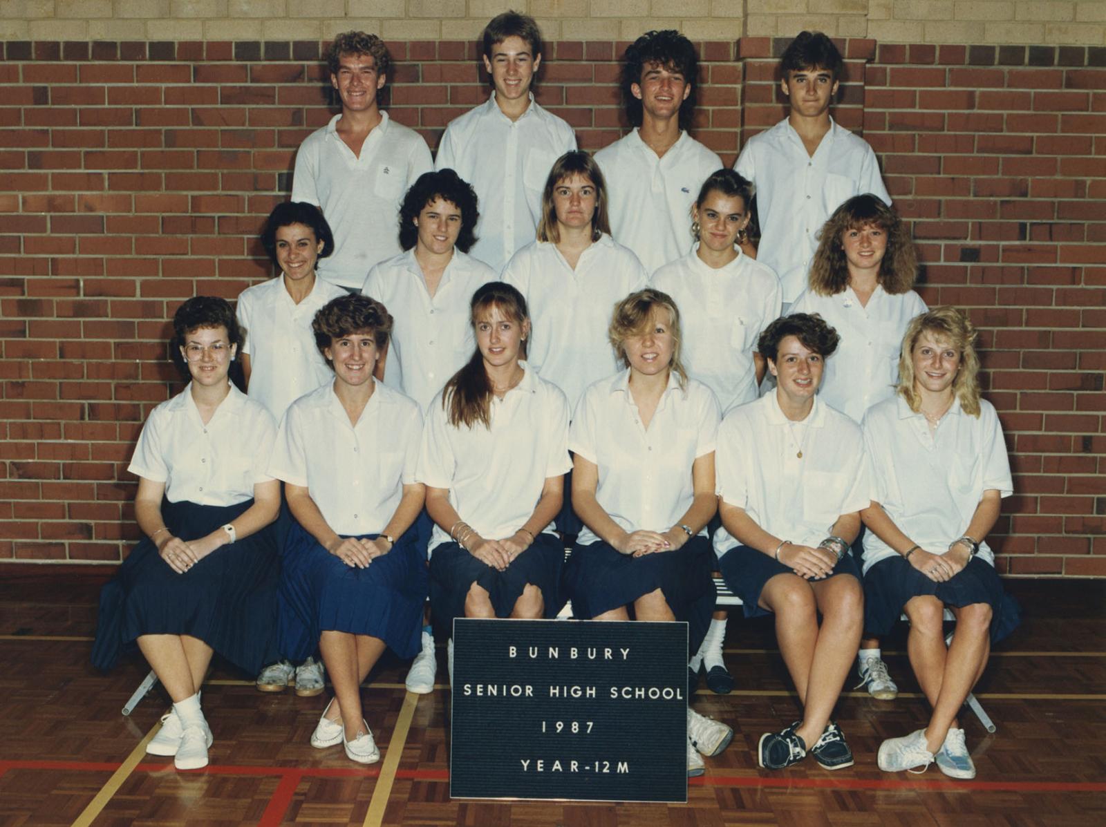BSHS Class Photograph - Year 12M 1987