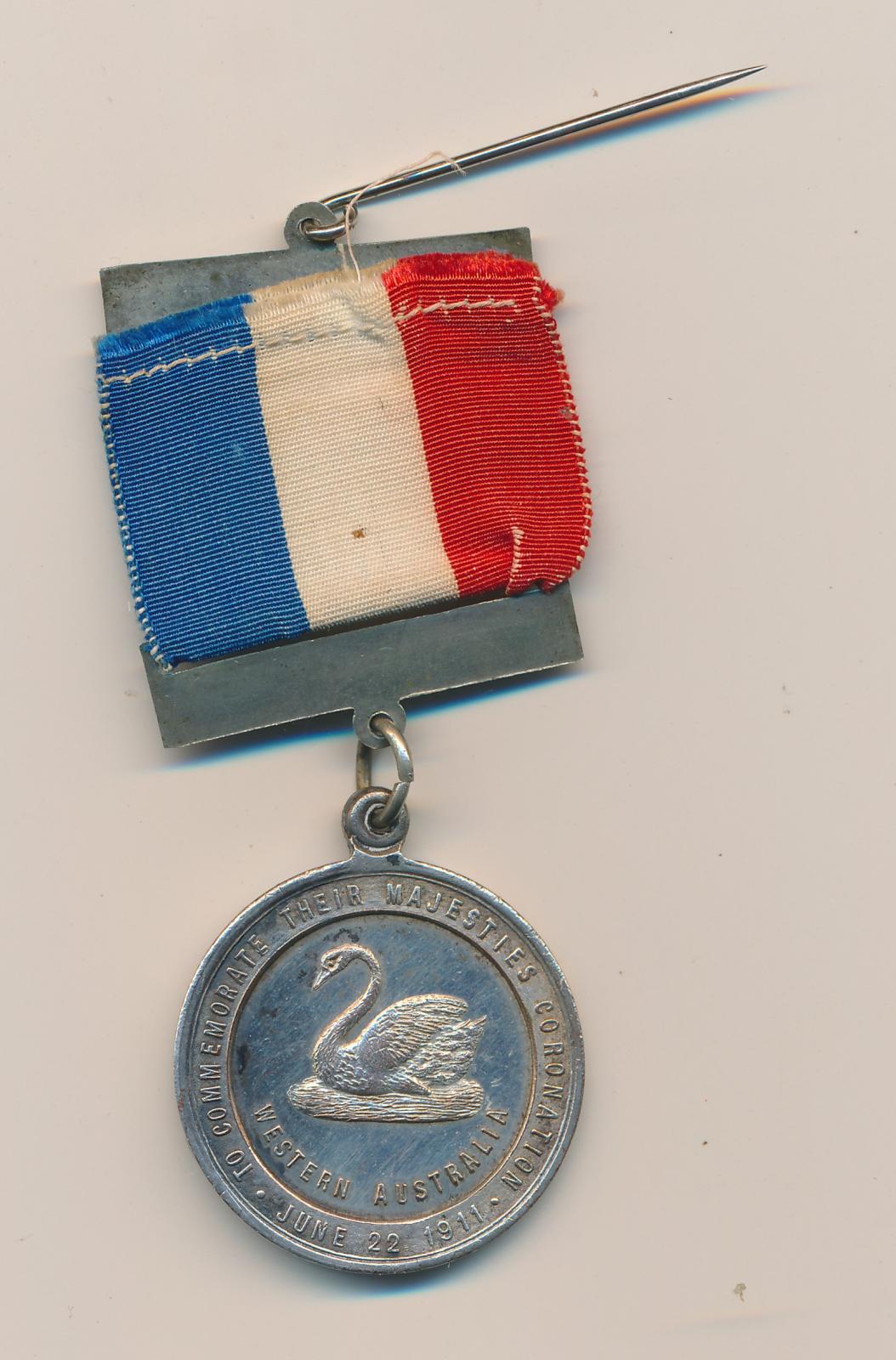 Back view of King George V Coronation Medal