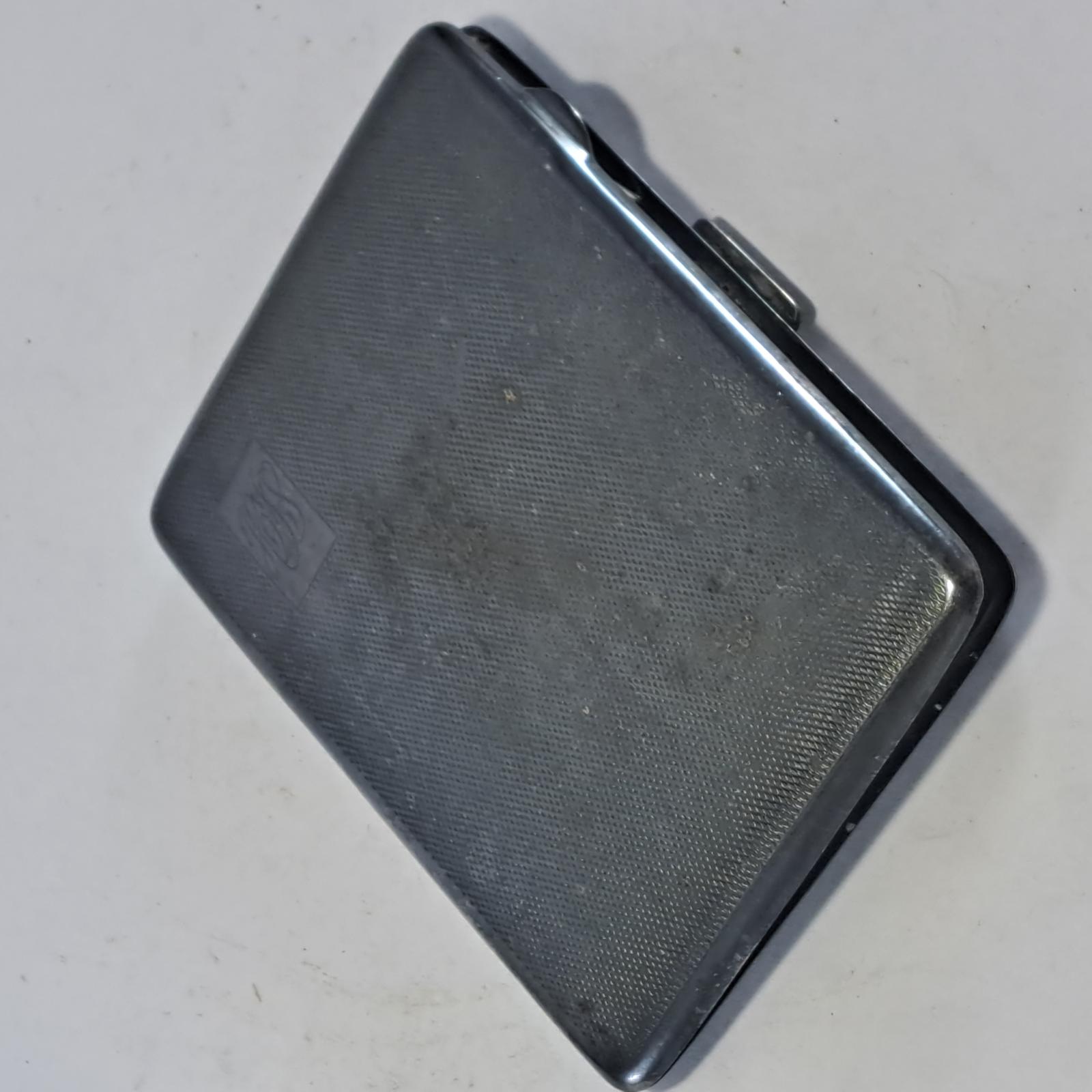 17.11 cigarette tin