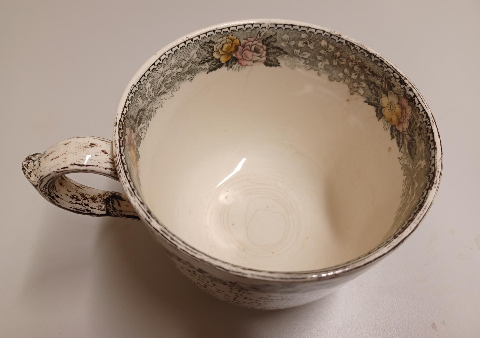 The Farmers Arms cup - inside