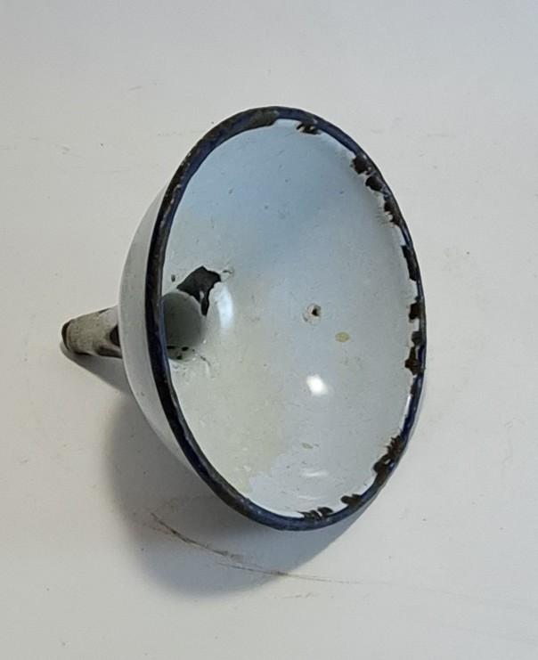 24.97 enamel funnel 