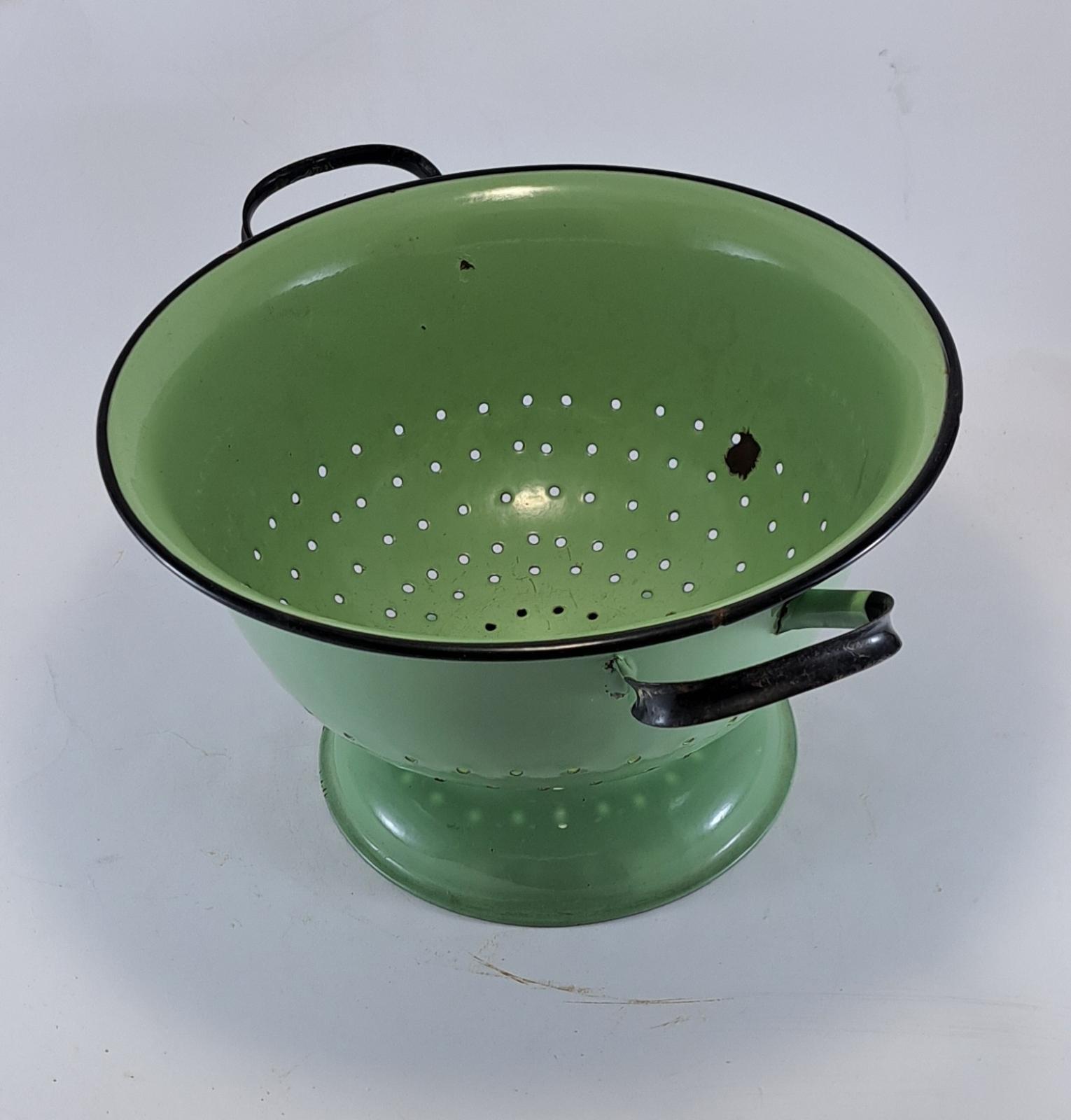 24.98 colander