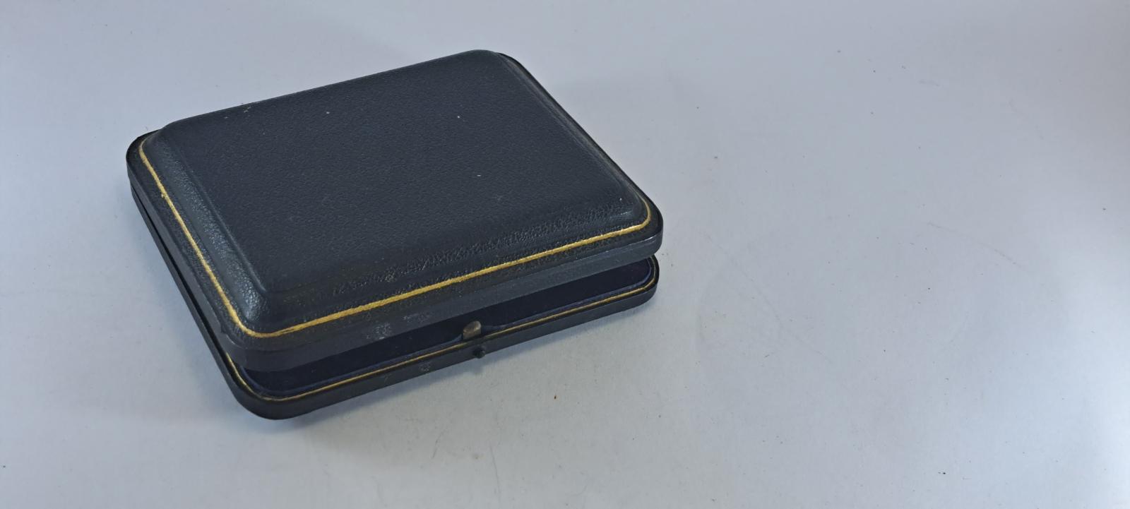 78.164 blue case with 4 teapsoons 