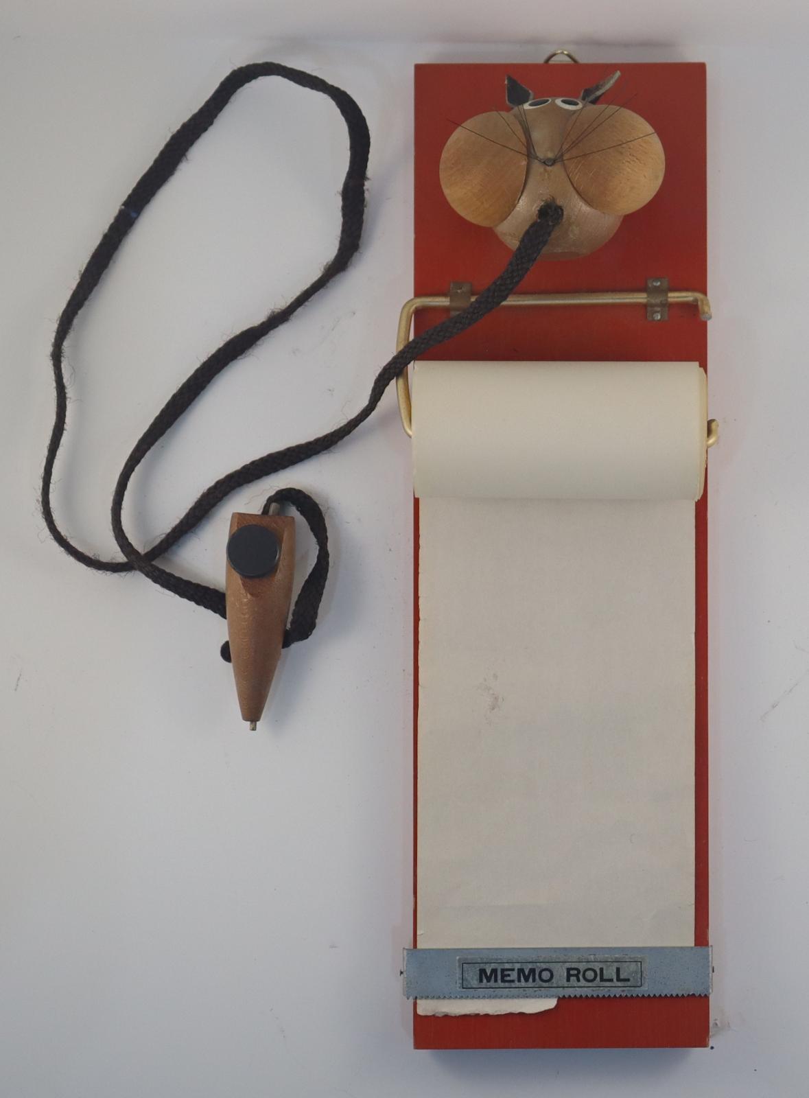 Top view of Memo Roll