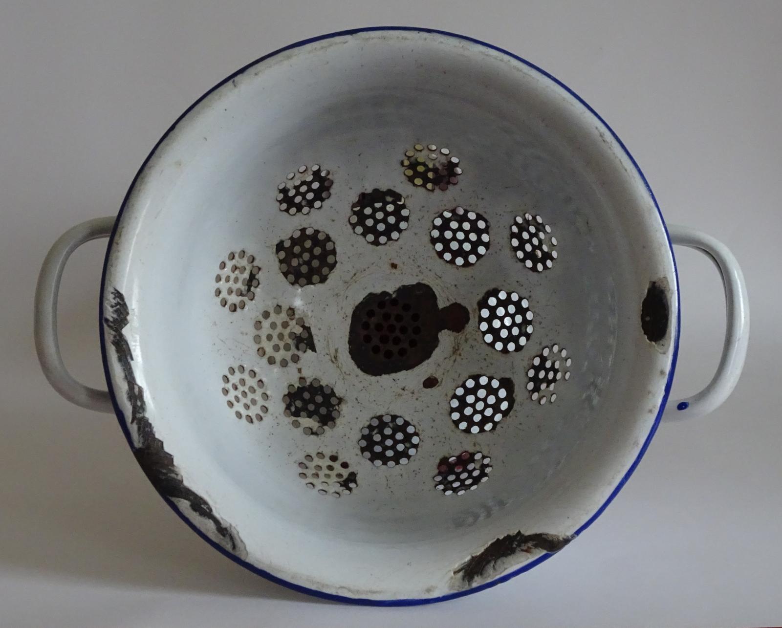 Top view of Colander