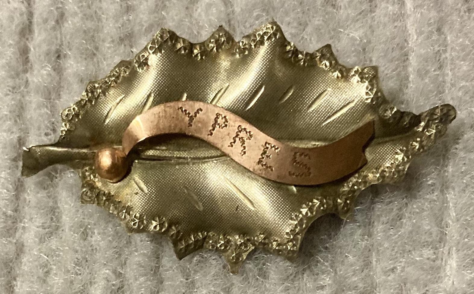 WWI Ypres souvenir sweetheart brooch with leaf design