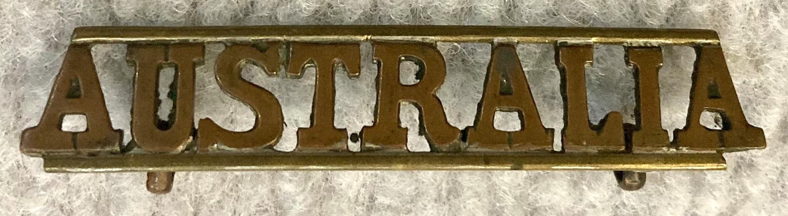 Straight Australia metal shoulder title