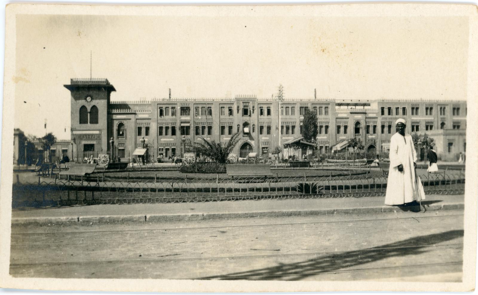 Photo of Cairo Railway Station, situated in Ramses Square.