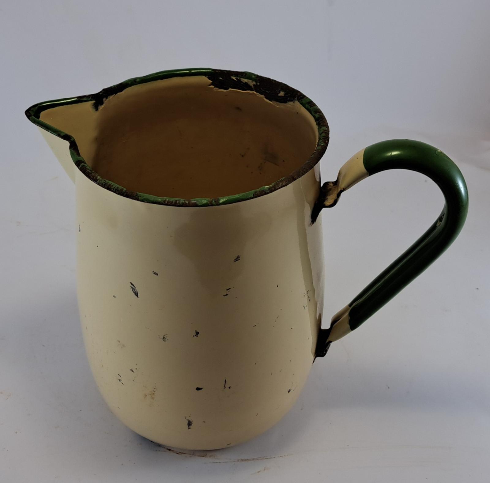 enamel jug 24.37