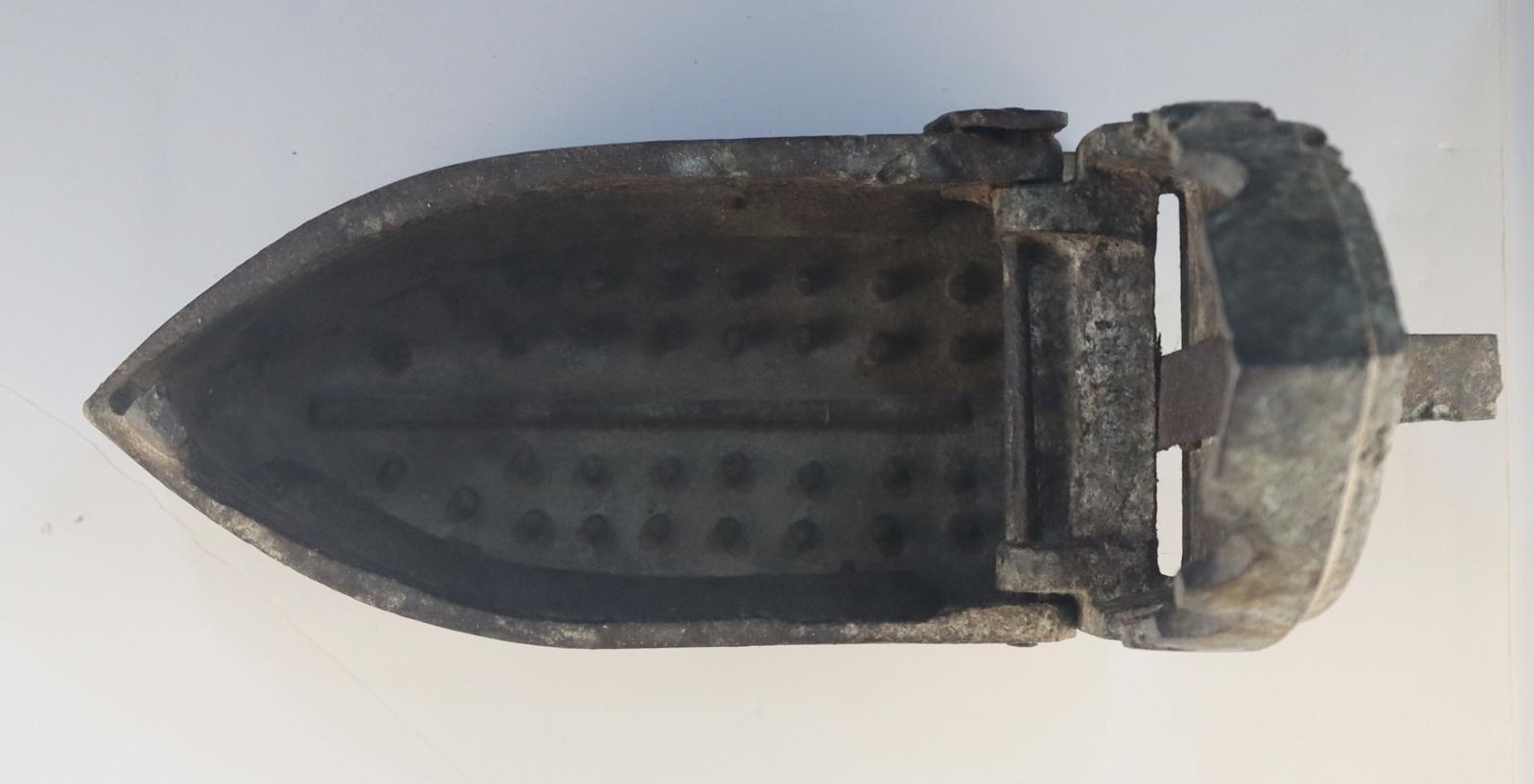 Top view of open Box Iron