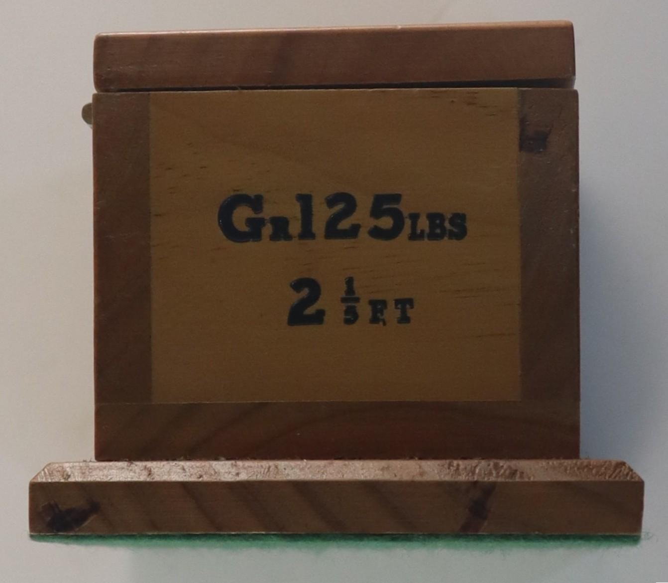 End view of Cooper's Dipping Powder Box
