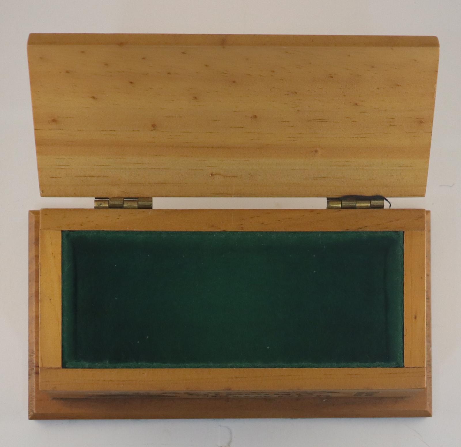 Open view of Cooper's Dipping Powder Box