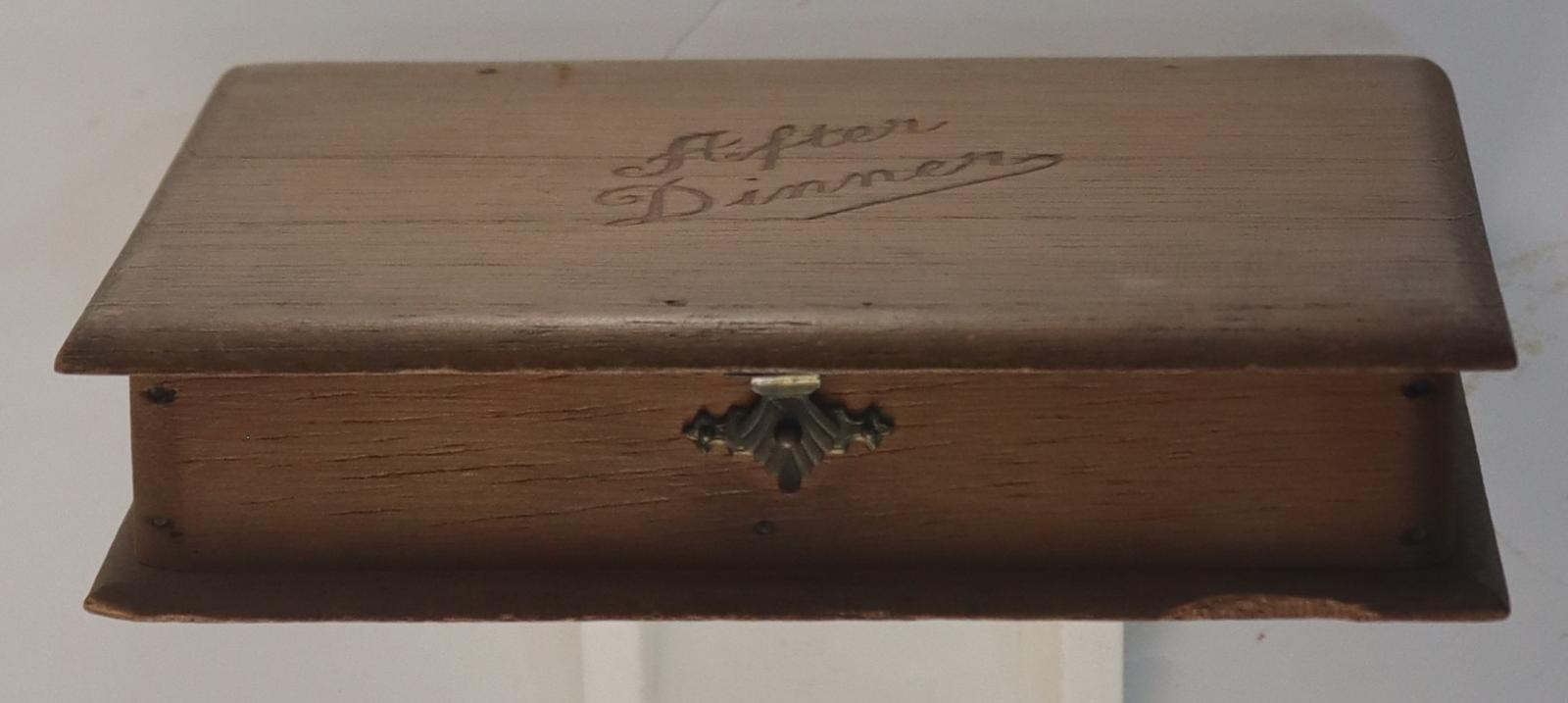 Front view of Wooden Box