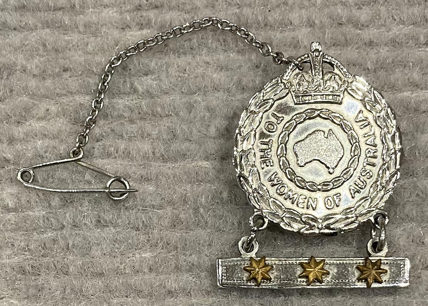 WWII Female Relative's Badge issued to Edith May Chalklen