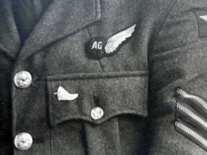 Photograph showing brooch being worn by RNZAF serviceman