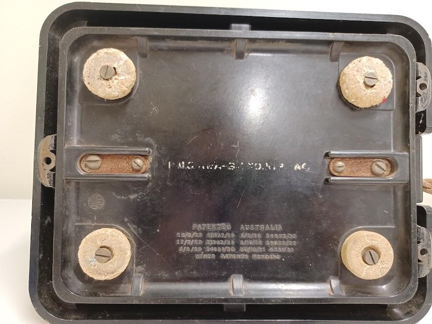 PMG Telephone base