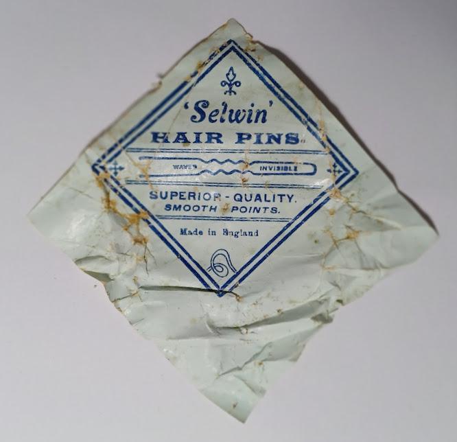 Selwin Hair Pins Wrapper