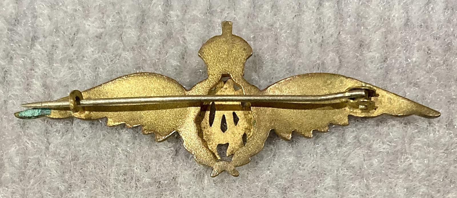 Reverse of Royal Air Force gold tone and enamel sweetheart brooch - 1