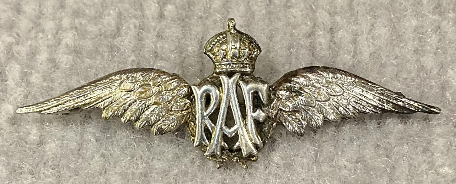 Royal Air Force silver tone sweetheart brooch - 1