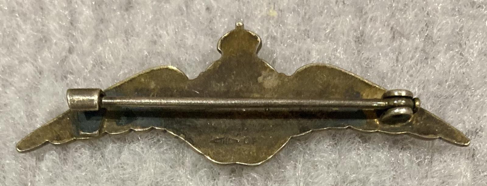 Reverse of Royal Canadian Air Force gold filled and enamel sweetheart brooch - pin closed