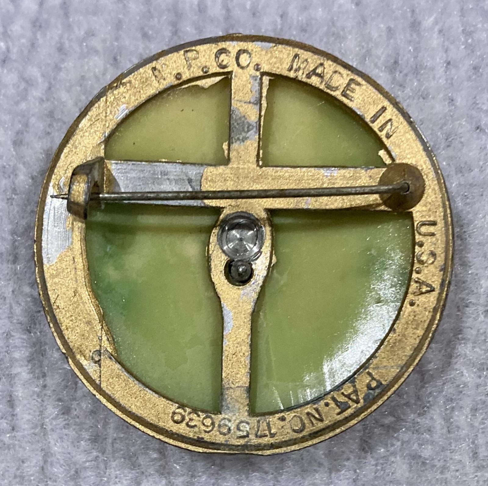 Reverse of United States Military Great Seal sweetheart brooch