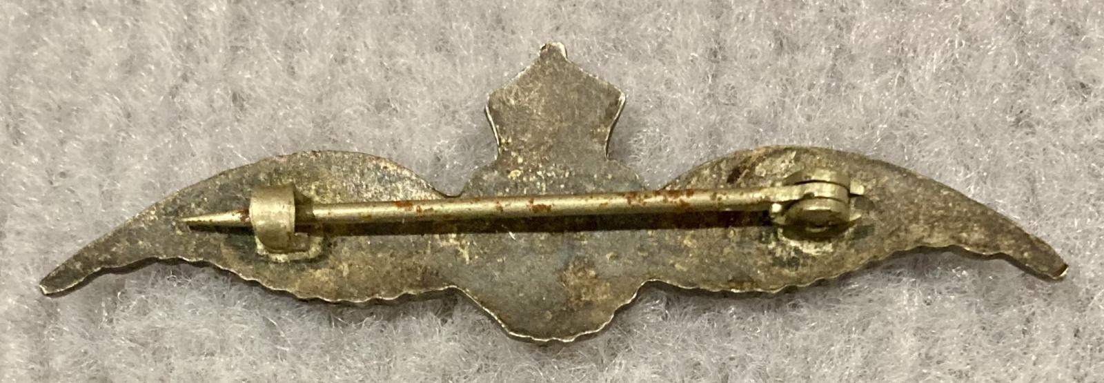Reverse of Royal Australian Air Force blue enamel sweetheart brooch