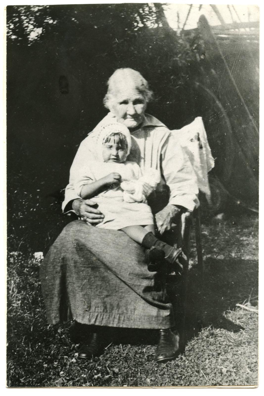Courtesy Birtwistle Local Studies Library, PH50