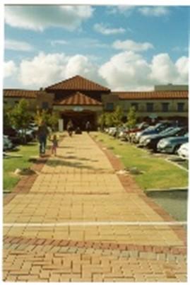 Front view of Armadale-Kelmscott Memorial Hospital